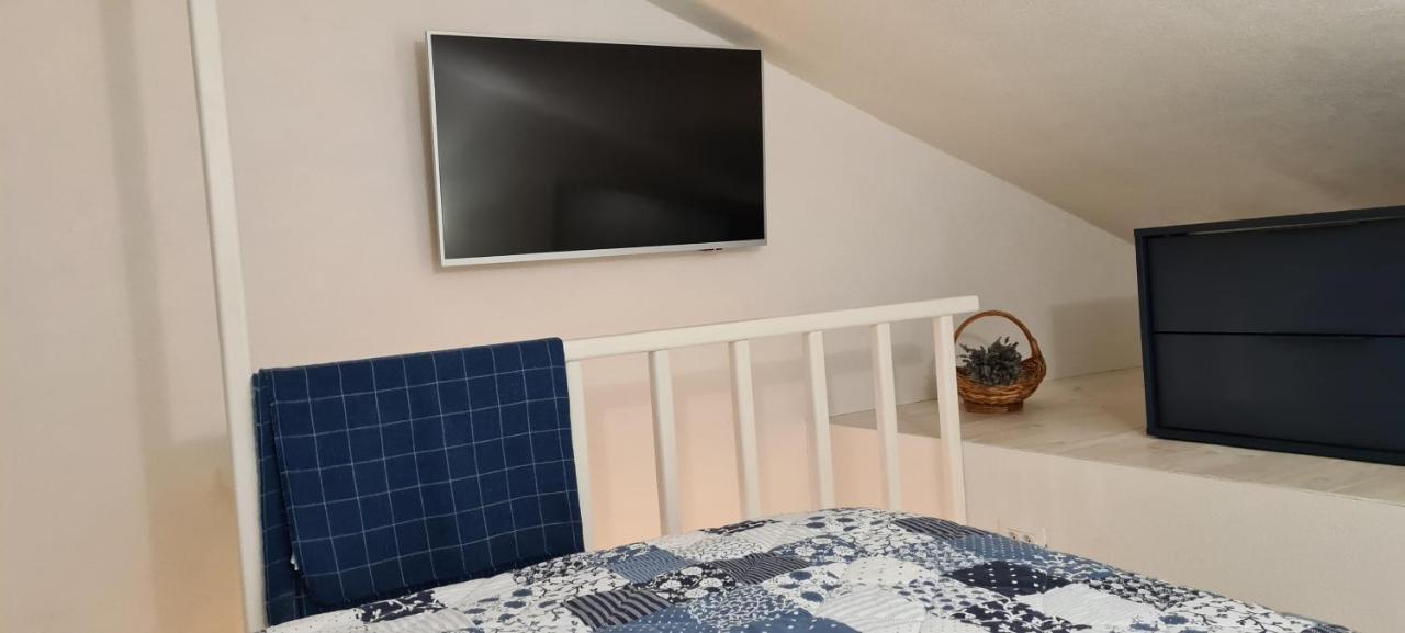 Studio Apartman Loreta Cres Dış mekan fotoğraf