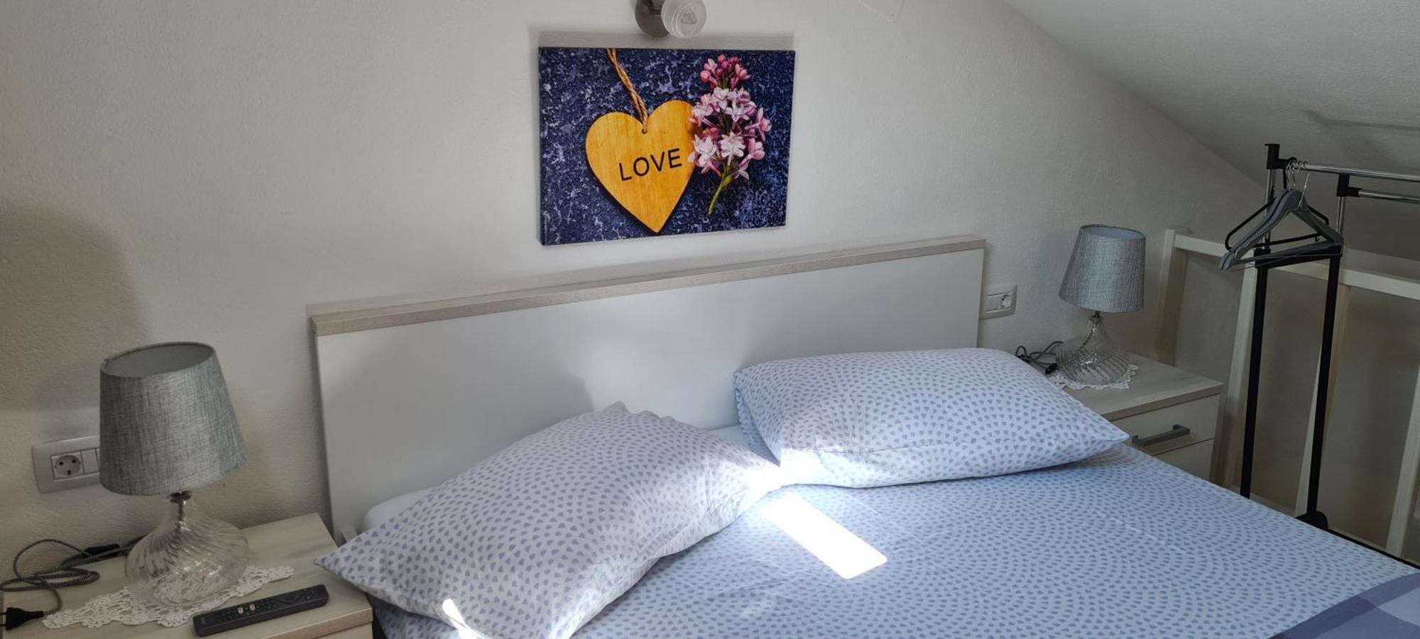Studio Apartman Loreta Cres Dış mekan fotoğraf